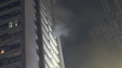 Santiago Centro: Incendio que comenzó en piso 16 dejó dos lesionados y obligó evacuación masiva
