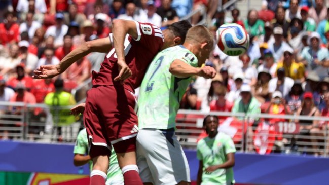 Catar empató en los descuentos y sumó un punto ante Suiza