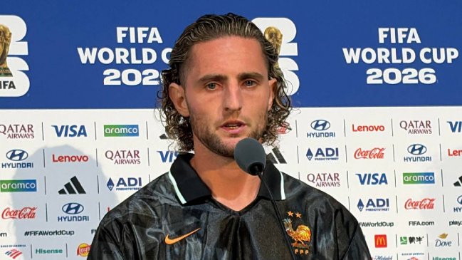 Rabiot criticó el pasto de la cancha en Nueva Jersey: 