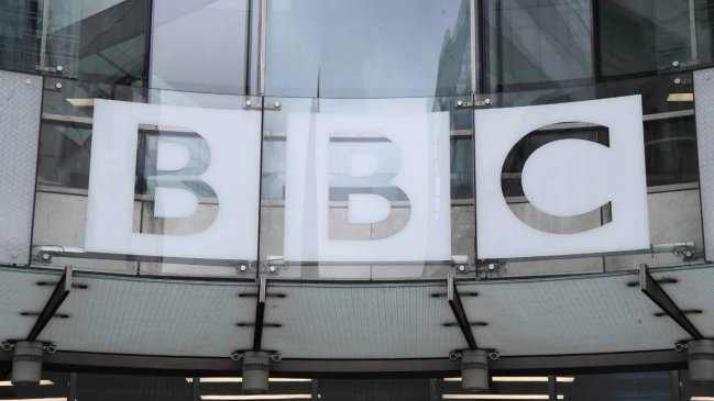 BBC confirmó más de 1.000 despidos: radio y televisión entre los más afectados