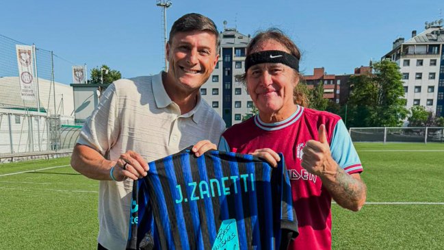 Reunión de leyendas en San Siro: Javier Zanetti y Steve Harris