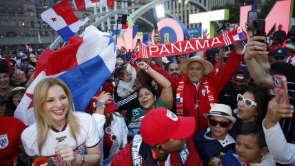   Hinchas panameños realizaron masivo banderazo en Toronto 