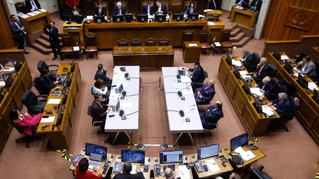 UDI, RN, Evópoli, PS y FA proponen subir exigencias para acusaciones constitucionales