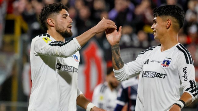 [VIDEO] Maxi Romero aumentó desde el punto penal para Colo Colo