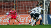 [VIDEO] Un cañonazo de Alarcón adelantó a Colo Colo contra Recoleta en Copa Chile