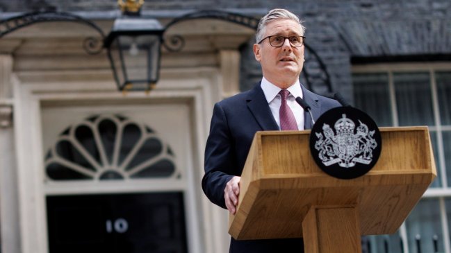 La dimisión de Starmer abre una sucesión que puede durar hasta septiembre