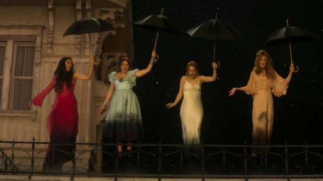 Sandra Bullock y Nicole Kidman traen de vuelta la magia en el tráiler de 