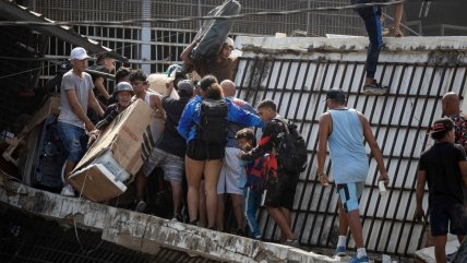 Venezolanos saquearon comercios en una de las zonas más golpeadas por los terremotos