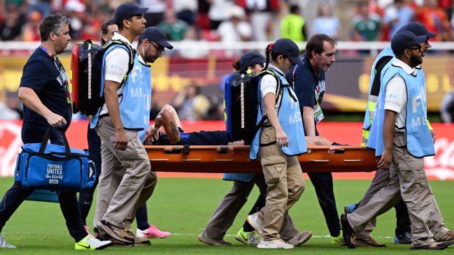 El uruguayo Manuel Ugarte se rompió los ligamentos cruzados en partido contra España