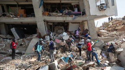 Venezuela refuerza búsqueda de sobrevivientes en el quinto día desde el doble terremoto