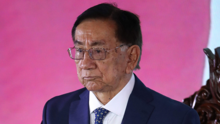   Comenzó juicio contra presidente interino de Perú por apropiación de dinero 