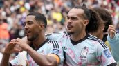 Tielemans ejecutó de penal al final del alargue y marcó el gol del triunfo de Bélgica ante Senegal