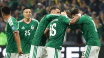 México contó con el poder goleador de Quiñones y Jiménez para despachar a Ecuador en el Azteca