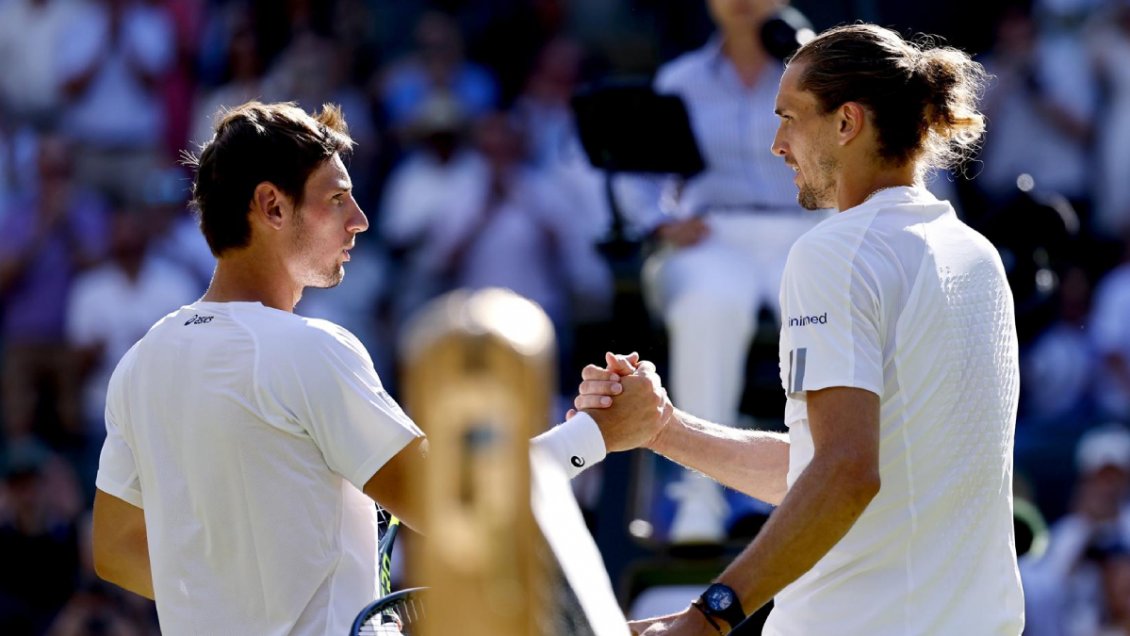 Zverev mantuvo su gran momento y avanzó a tercera ronda de Wimbledon