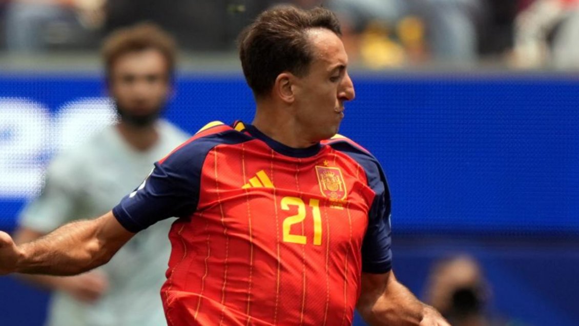 Mikel Oyarzabal conectó centro de Cucurella y anotó el 1-0 sobre Austria