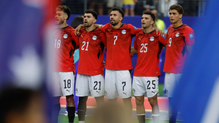   Emam Ashour ganó de aire y le dio la ventaja a Egipto ante Australia 