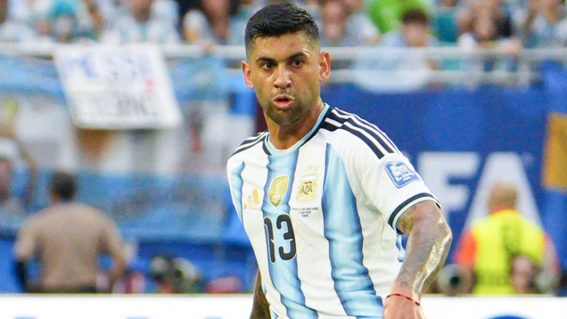 Romero conectó un córner de Messi y brindó el desahogo para Argentina