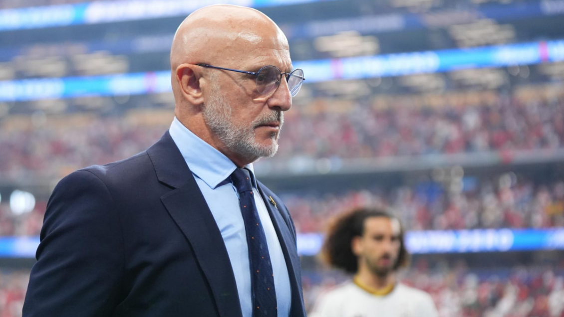 De la Fuente valoró a Mikel Merino: Los jugadores importantes son los que salen del banco