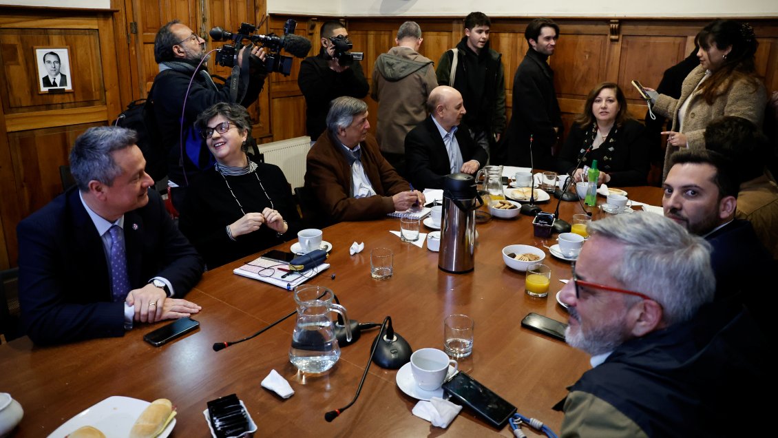 Oposición acordó una propuesta conjunta de indicaciones a la megarreforma