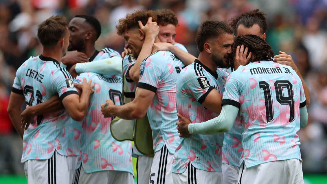 Bélgica madrugó a Estados Unidos con gol de Charles De Ketelaere