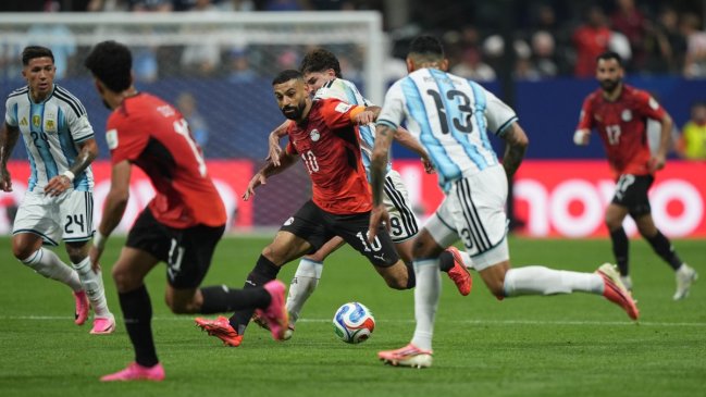 ¿Fue penal para Egipto? La jugada que desató la ira de Mohamed Salah ante Argentina