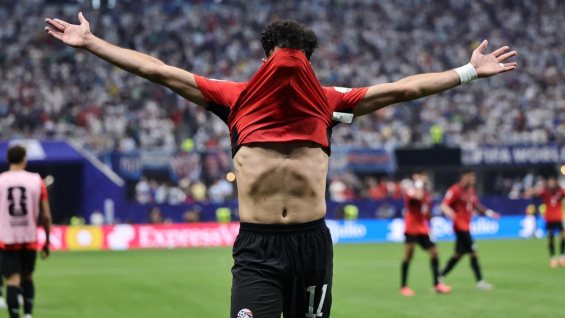 ¡Ahora sí! Mostafa Ziko coronó un contragolpe con el 2-0 de Egipto sobre Argentina