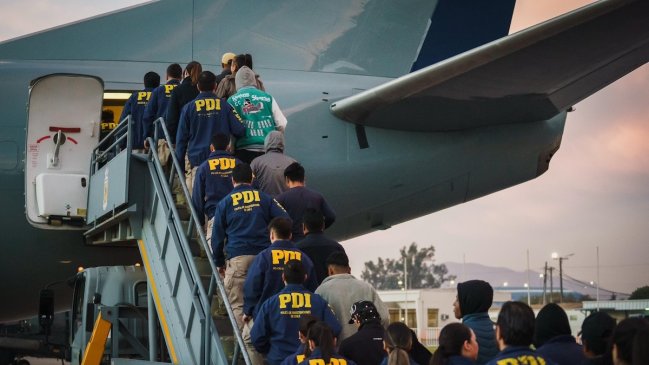 Nuevo vuelo de expulsión de 40 personas con destino a Colombia, Bolivia y Ecuador