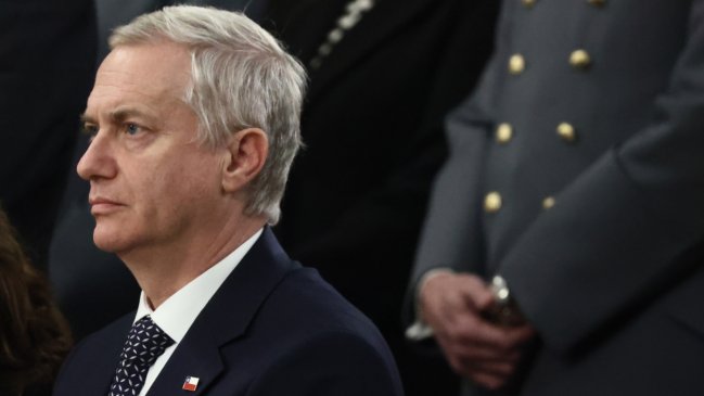 Criteria: Aprobación de Presidente Kast cayó al 32%, su nivel más bajo