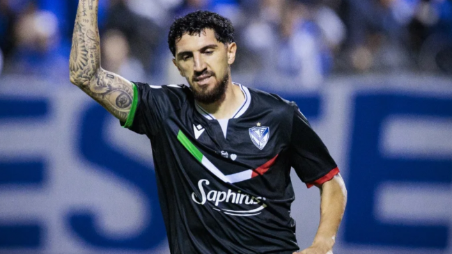 Atento Colo Colo: En Argentina dieron luces sobre el futuro de Diego Valdés en Vélez