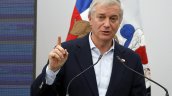 Por precaución ante el sistema frontal, Kast suspendió su gira a Tarapacá