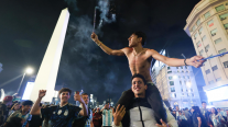 La masiva celebración en las calles de Buenos Aires tras el paso de Argentina a la final