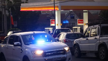  Robo a servicentro en Colina terminó con persecución y tres detenidos  