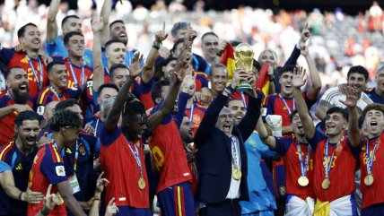   España hizo historia al reunir los títulos mundiales femenino y masculino 