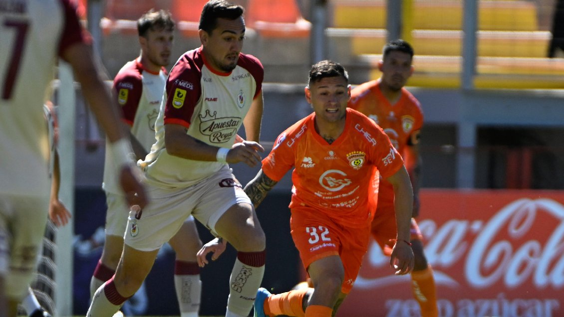 Futbolista argentino de Cobreloa sobre ley de extranjería: 