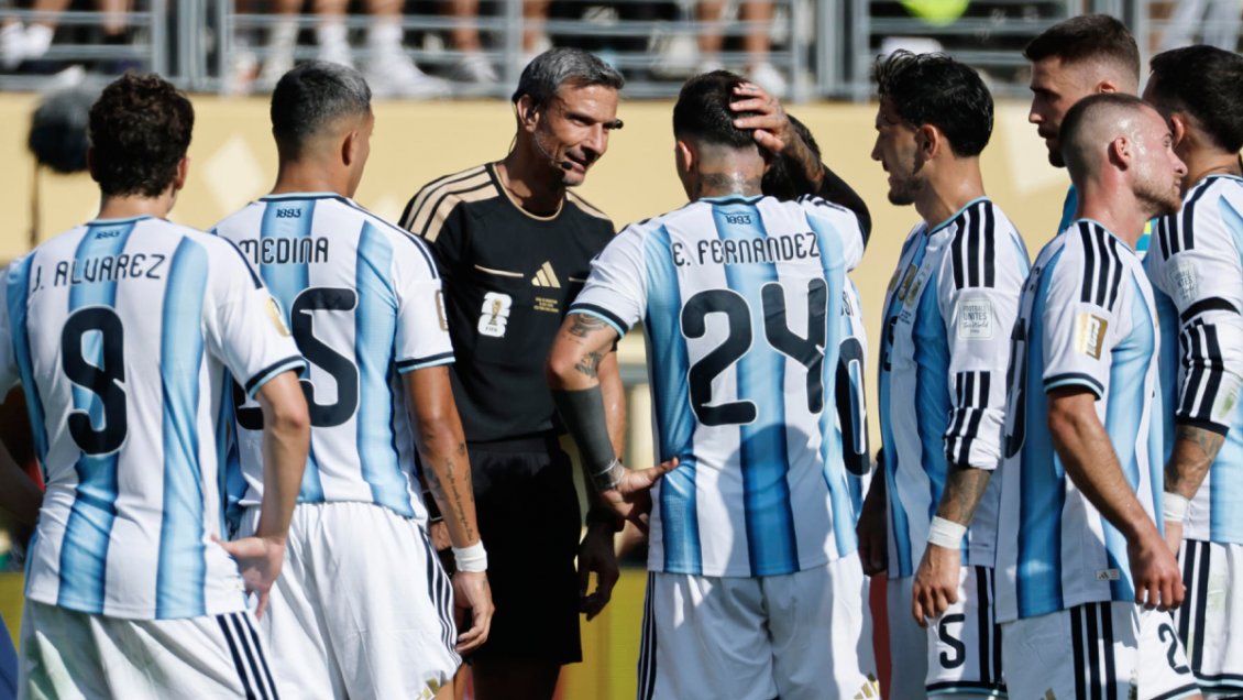 Argentina forzó el alargue ante España sin registrar disparos