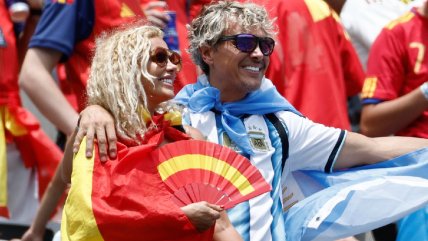   Hinchas de Argentina y España llegaron al MetLife Stadium para la final del Mundial 