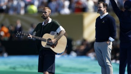   Con instrucciones de Ted Lasso, Justin Bieber también fue protagonista en el entretiempo de la final 