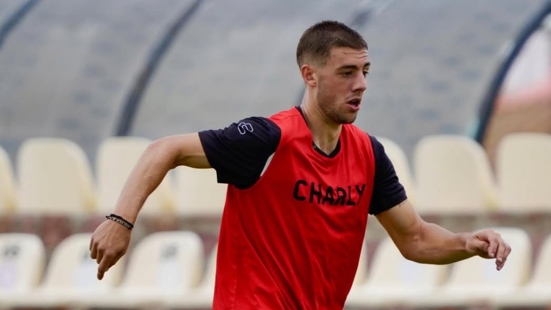  Cooperativa Deportes: Valentin Gauthier arribó a Chile para firmar por la U 