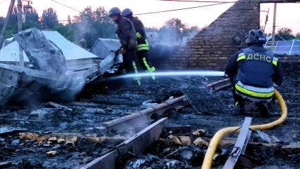 Al menos seis muertos en un ataque ruso contra región de Kiev a plena luz del día