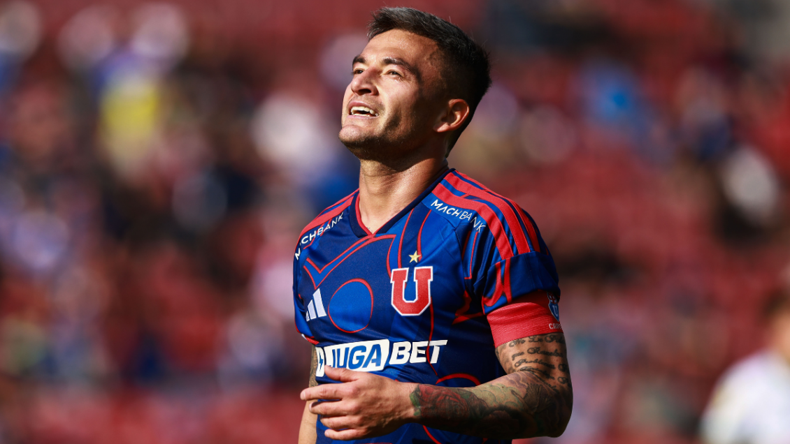 Charles Aránguiz volvió a las canchas con la U en el duelo ante Audax Italiano