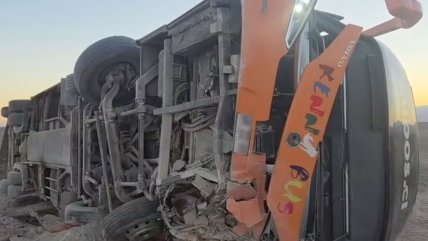   Volcamiento de bus dejó más de 15 lesionados en María Elena 