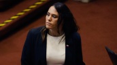Contraloría abrió investigación a ministra Duco tras denuncia por uso irregular de auto fiscal