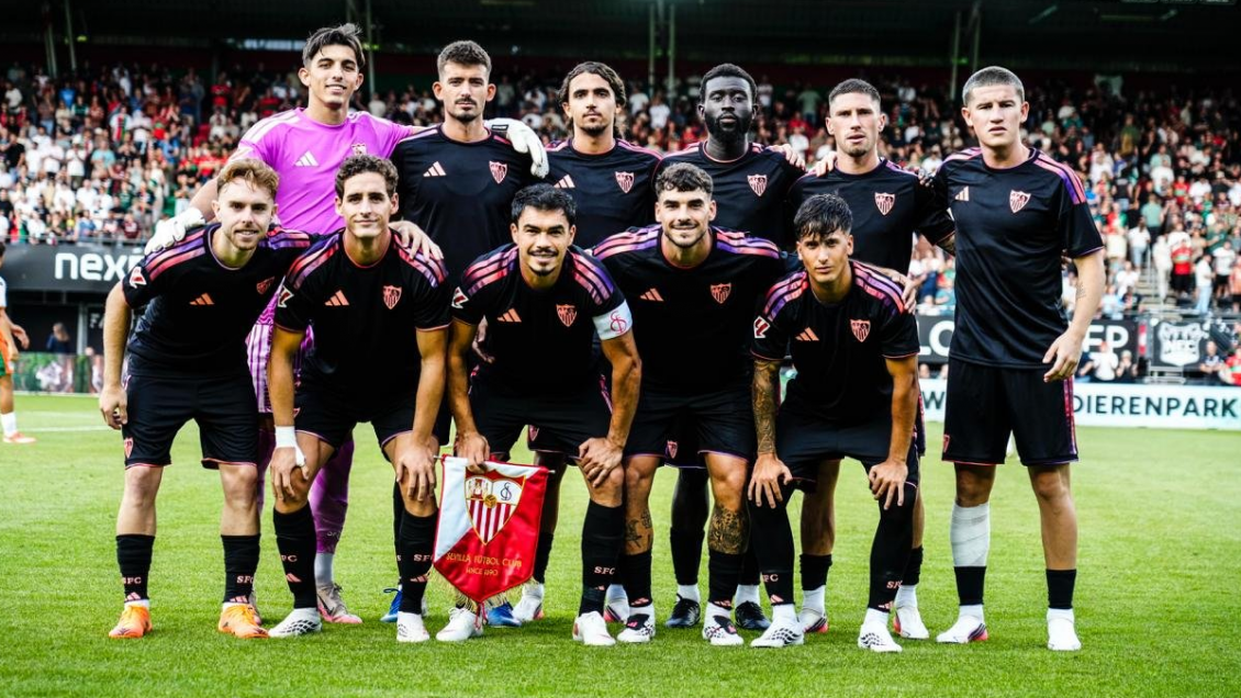Gabriel Suazo repitió como capitán de Sevilla en victoria ante NEC Nijmegen