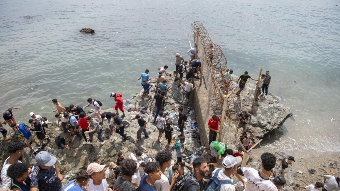 A 67 sube la cifra de cuerpos recuperados en Ceuta tras ingreso masivo de migrantes
