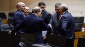 Megarreforma: Gobierno intensifica negociación con senadores por compensación a municipios