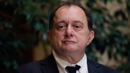  Ministro Poduje evalúa relocalizar villas en Angol tras colapso de ríos  