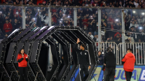 Locura: La ovación a Vozinha en su bienvenida en el Monumental