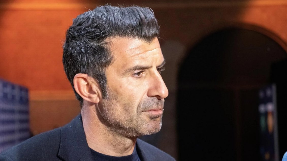 Luis Figo pidió la dimisión de Infantino: 