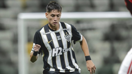   Atlético Mineiro admitió que recibió una oferta por Iván Román 