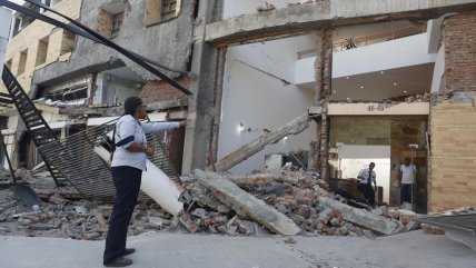 Chile solidariza con Colombia tras terremoto con más de 100 muertos